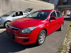 Rot Gebraucht 2010 Hyundai i30 Edition Kombi | 4.900 € (Fairer Preis)