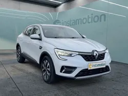 Weiß Gebraucht 2021 Renault Arkana Zen SUV | 19.294 € (Guter Preis)