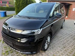 Schwarz Gebraucht 2022 VW Multivan Style Van / Kleinbus | 48.999 € (Guter Preis)