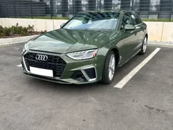 Grün Gebraucht 2023 Audi A4 S-Line Limousine | 33.900 € (Superpreis)