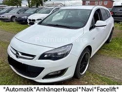 Weiß Gebraucht 2013 Opel Astra Sport Kombi | 5.490 € (Guter Preis)