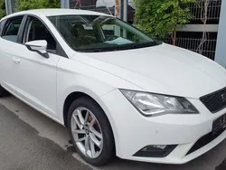 Weiß Gebraucht 2014 Seat Leon Style Limousine | 6.790 € (Fairer Preis)