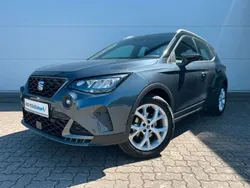 Grau Gebraucht 2024 Seat Arona FR SUV | 23.300 € (Etwas zu teuer)