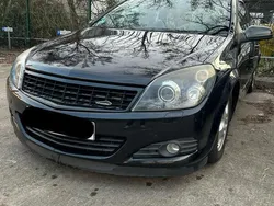 Schwarz Gebraucht 2005 Opel Astra GTC Coupé | 2.222 € (Guter Preis)