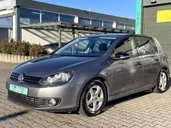 Grau Gebraucht 2012 VW Golf VI Match Limousine | 8.470 € (Etwas zu teuer)