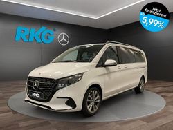 Weiß Gebraucht 2024 Mercedes V220 Avantgarde Van / Kleinbus | 68.890 €