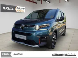 Blau Neu 2025 Citroën Berlingo XTR Van / Kleinbus | 43.899 €