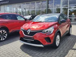 Rot Gebraucht 2023 Renault Captur Equilibre SUV | 17.998 € (Fairer Preis)