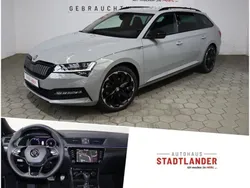 Grau Gebraucht 2023 Skoda Superb SportLine Kombi | 35.990 € (Fairer Preis)