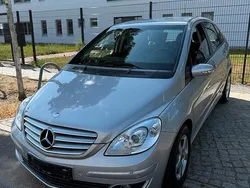 Silber Gebraucht 2006 Mercedes B170 Van / Kleinbus | 4.780 € (Fairer Preis)