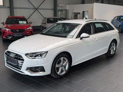 Arkonaweiß Gebraucht 2024 Audi A4 Advanced Plus Kombi | 34.900 € (Fairer Preis)