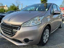 Grau Gebraucht 2012 Peugeot 208 Active Kleinwagen | 6.450 € (Fairer Preis)
