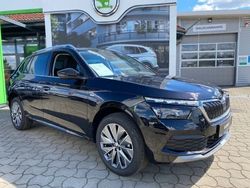 Blackmagic perleffekt met. blackmagic perleffekt met. Gebraucht 2022 Skoda Kamiq Tour SUV | 19.890 € (Teuer)