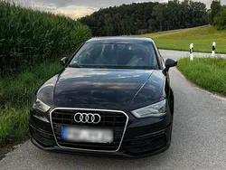Schwarz Gebraucht 2015 Audi A3 Sportback S-Line Limousine | 13.300 € (Fairer Preis)