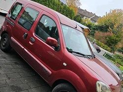 Rot Gebraucht 2006 Renault Kangoo Kleinwagen | 500 €