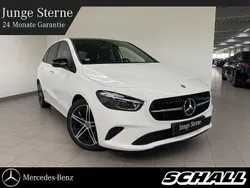 Weiß Gebraucht 2025 Mercedes B200 Night Van / Kleinbus | 42.498 €
