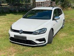 Weiß Gebraucht 2020 VW Golf VII R Kombi | 26.250 € (Guter Preis)