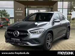 Grau Gebraucht 2021 Mercedes GLA200 Business SUV | 33.999 € (Fairer Preis)