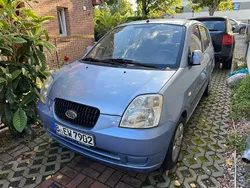 Blau Gebraucht 2006 Kia Picanto Kleinwagen | 2.900 € (Etwas zu teuer)