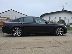 Schwarz Gebraucht 2012 BMW 750 Performance Limousine | 17.200 € (Guter Preis)