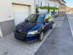 Blau Gebraucht 2016 Skoda Fabia Kleinwagen | 6.500 € (Superpreis)