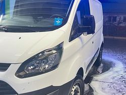 Weiß Gebraucht 2017 Ford Transit Custom Van / Kleinbus | 4.999 € (Superpreis)