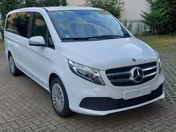 Weiß Gebraucht 2020 Mercedes V220 Van / Kleinbus | 38.800 € (Fairer Preis)