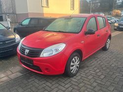 Rot Gebraucht 2009 Dacia Sandero Kleinwagen | 750 €
