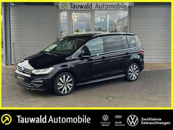 Schwarz (deep black perleffekt) Gebraucht 2024 VW Touran Highline Van / Kleinbus | 39.870 € (Teuer)