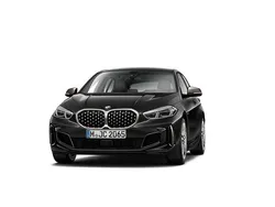 Schwarz Gebraucht 2022 BMW M135 Comfort Edition Kleinwagen | 36.987 € (Fairer Preis)