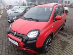Colore esterno (bartolini rot) Gebraucht 2022 Fiat Panda Red Kleinwagen | 13.900 € (Teuer)