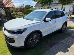 Weiß Gebraucht 2024 VW Tiguan Life SUV | 31.950 € (Guter Preis)