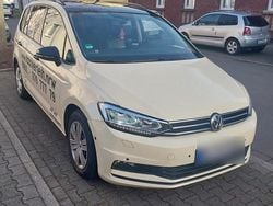 Gebraucht 2019 VW Touran Van / Kleinbus | 8.299 €