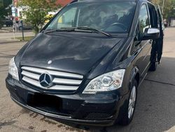 Schwarz Gebraucht 2012 Mercedes Viano Edition Van / Kleinbus | 15.000 € (Fairer Preis)