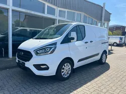 Weiß Gebraucht 2019 Ford Transit Custom Trend Van / Kleinbus | 15.400 € (Superpreis)