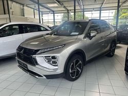 Silber Gebraucht 2022 Mitsubishi Outlander P-HEV | 22.900 € (Guter Preis)