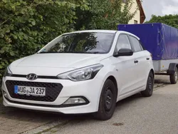Gebraucht 2015 Hyundai i20 Classic Limousine | 5.000 € (Guter Preis)