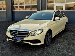 Hellelfenbein Gebraucht 2021 Mercedes E220 Limousine | 25.400 € (Superpreis)
