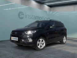 Schwarz Gebraucht 2019 Ford Kuga ST-Line SUV | 18.420 € (Fairer Preis)