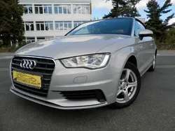 Grau Gebraucht 2015 Audi A3 Cabriolet Attraction Cabrio | 15.000 € (Guter Preis)