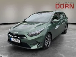 Grün Neu 2025 Kia Ceed Sportswagon Spirit Kombi | 32.990 € (Teuer)
