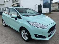Grün Gebraucht 2017 Ford Fiesta Celebration Kleinwagen | 7.590 € (Fairer Preis)