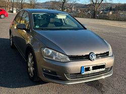Grau Gebraucht 2014 VW Golf VII Edition Limousine | 6.900 € (Fairer Preis)