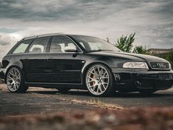 Schwarz Gebraucht 2001 Audi RS4 Performance Kombi | 49.000 € (Etwas zu teuer)