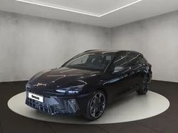 Mitternachtsschwarz Gebraucht 2025 Seat Leon Kombi | 42.950 €