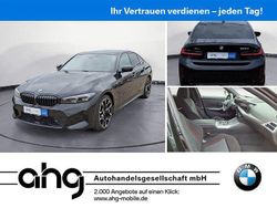 Schwarz Gebraucht 2024 BMW 320 Performance Limousine | 48.990 €