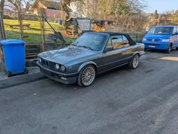 Grau Gebraucht 1988 BMW 320 Cabriolet Cabrio | 14.999 €
