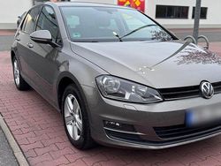 Grau Gebraucht 2014 VW Golf VII Comfortline Limousine | 10.490 € (Fairer Preis)