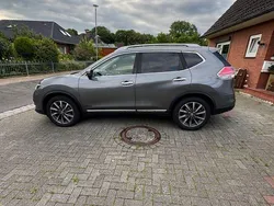 Grau Gebraucht 2017 Nissan X-Trail Tekna SUV | 17.999 € (Guter Preis)