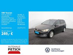 Deep black perleffekt Gebraucht 2015 VW Touran Comfortline Van / Kleinbus | 18.990 € (Teuer)